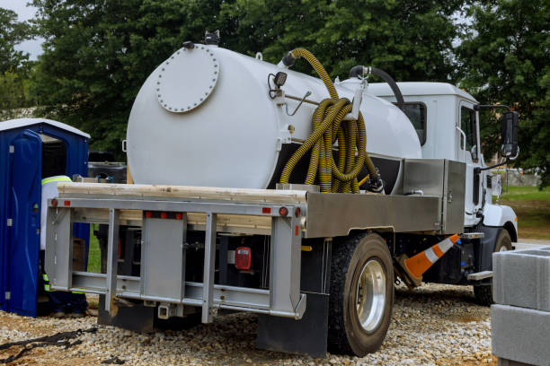 Portable Toilet Options We Offer in Cutten, CA